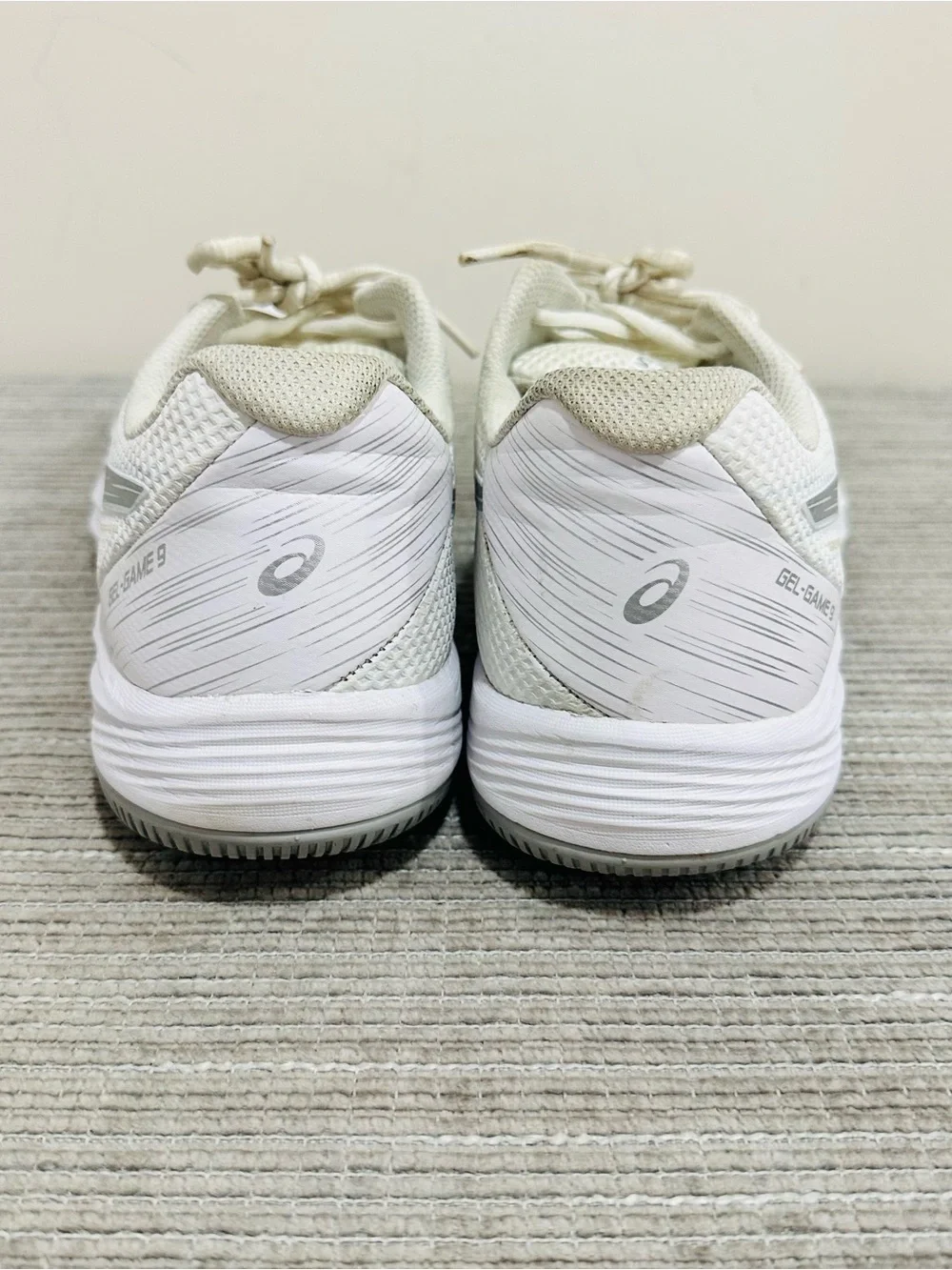 ASICS GEL-GAME 9‎ Women’s Tennis Shoes White/Silver 1042A211 Size 10,5